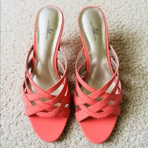 Simple Coral Heels- Size 8
